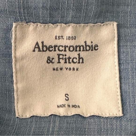 ABERCROMBIE & FITCH Blue Chambray Long Sleeve Button Down Shirt Classic Casual S - Picture 9 of 13